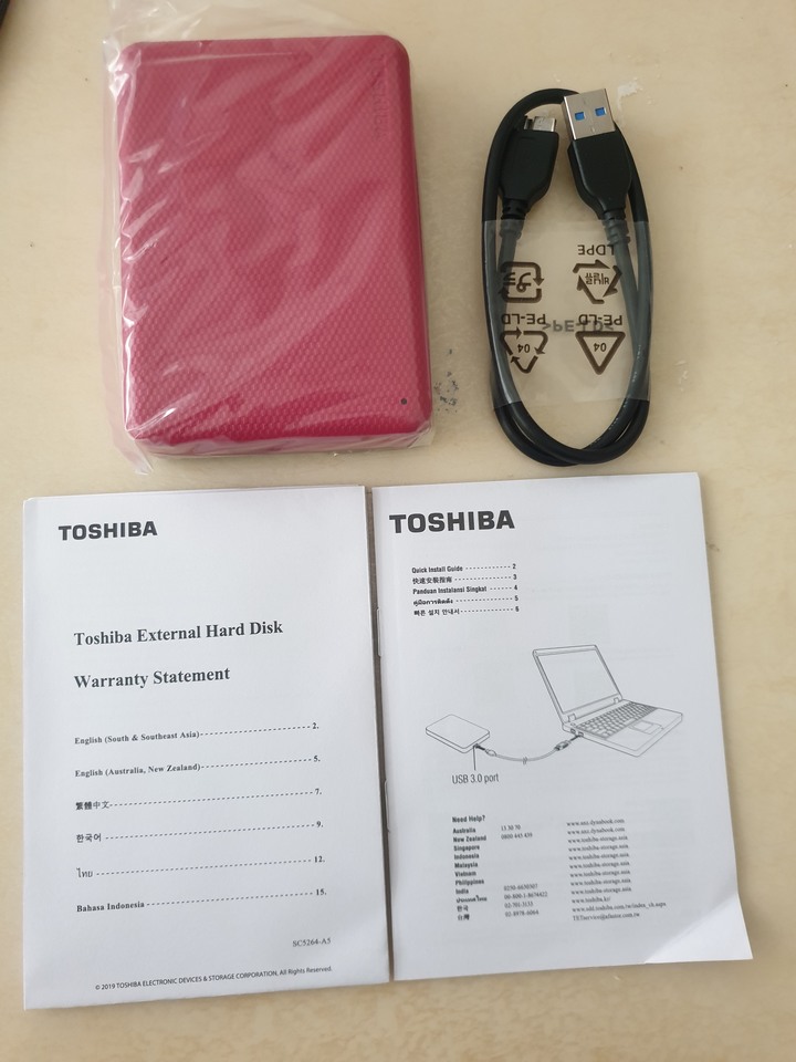 TOSHIBA Canvio Advance V10 4TB 2.5吋行動硬碟