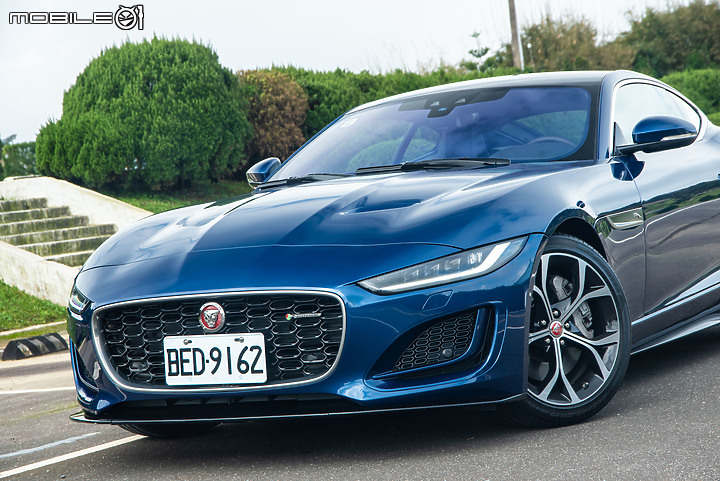 Jaguar 小改款 F-Type P300 R-Dynamic 試駕|美型依舊,2.0T動力表現恰到好處!