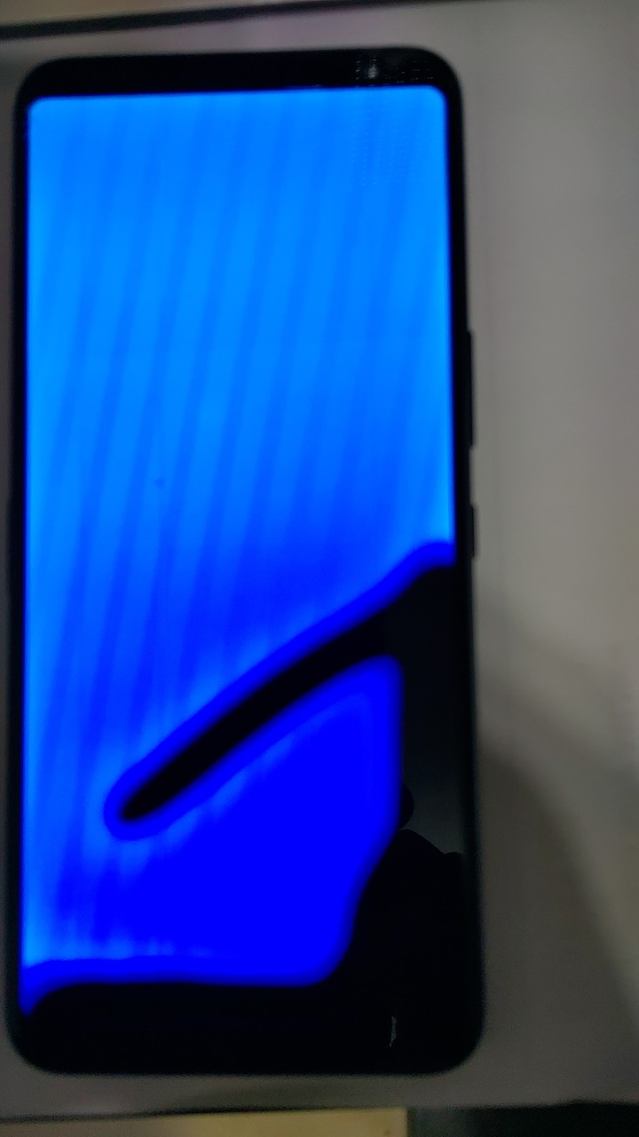 有人有維修rog phone3的經驗嗎？這樣大概要多少錢？