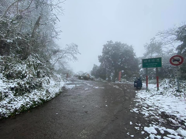 雪之加羅湖