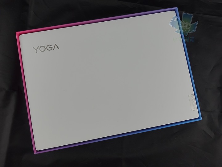 【小宅開箱】LENOVO 聯想 Yoga Slim 7i Carbon 甜甜的價格與效能，甜進你的心