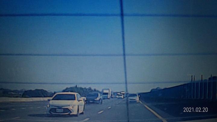高速公路經常莫名塞車
