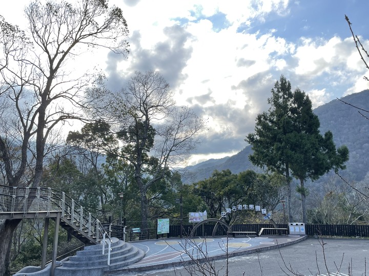 Santa Fe拉拉山芬多精之旅