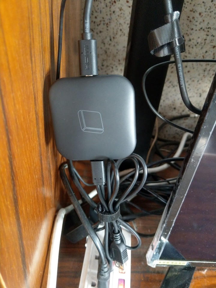 2021/02/23史上最小電視盒HAKOmini到貨!開箱使用心得