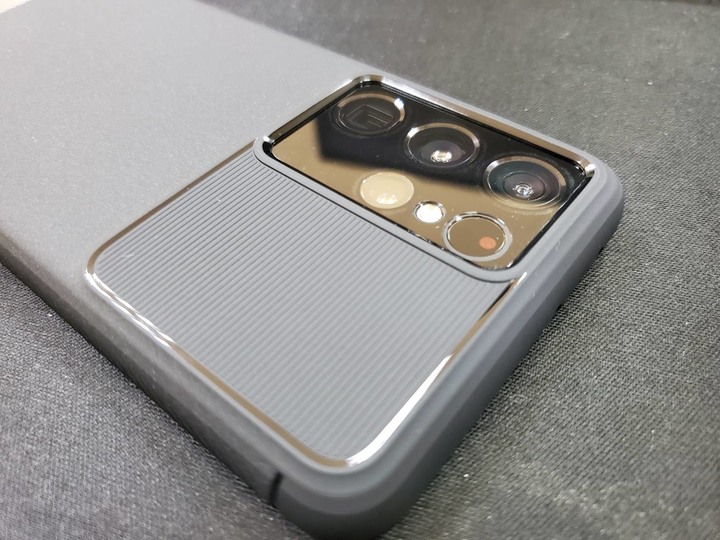 分享文 - 【Spigen】三星 Samsung Galaxy S21 Ultra Rugged Armor 軍規防摔保護殼