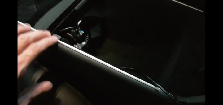 Tesla Model 3 行車記錄器如何安全的走線過A柱