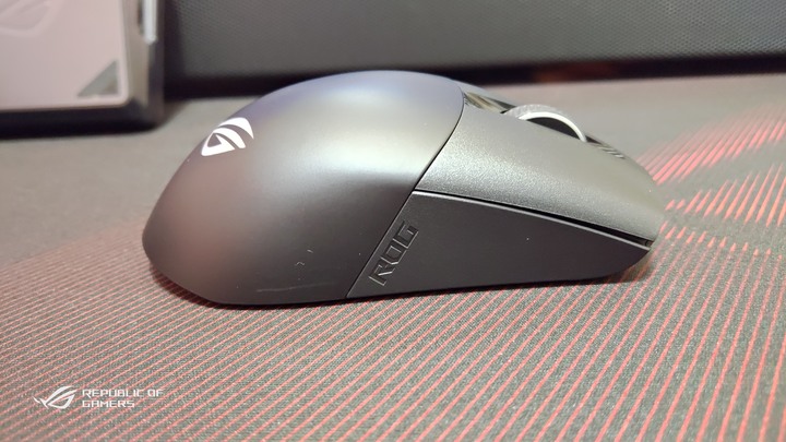 ROG Keris Wireless(簡單開箱)