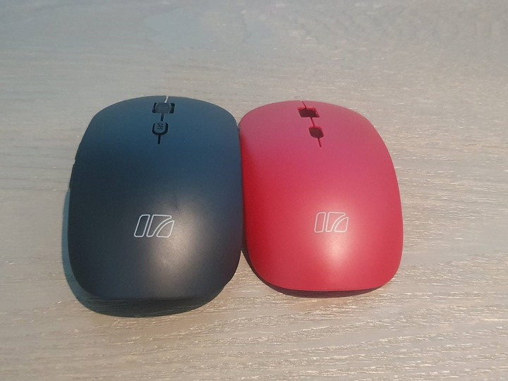 文書用高CP靜音鼠 irocks m26r開箱