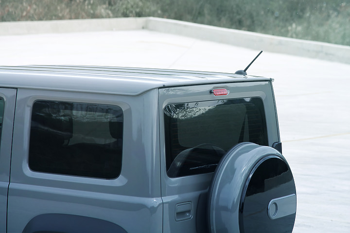 new Jimny JB74水泥灰開箱