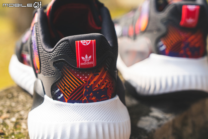 adidas Originals CNY系列鞋款開箱 花卉、拉環與瑞獸都加入設計細節!