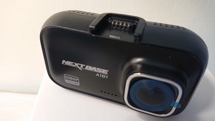 雙入手NEXTBASE A161行車紀錄器和雙USB車用充電器/車窗擊破器