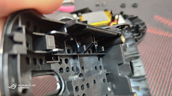 ROG Keris Wireless(簡單開箱)