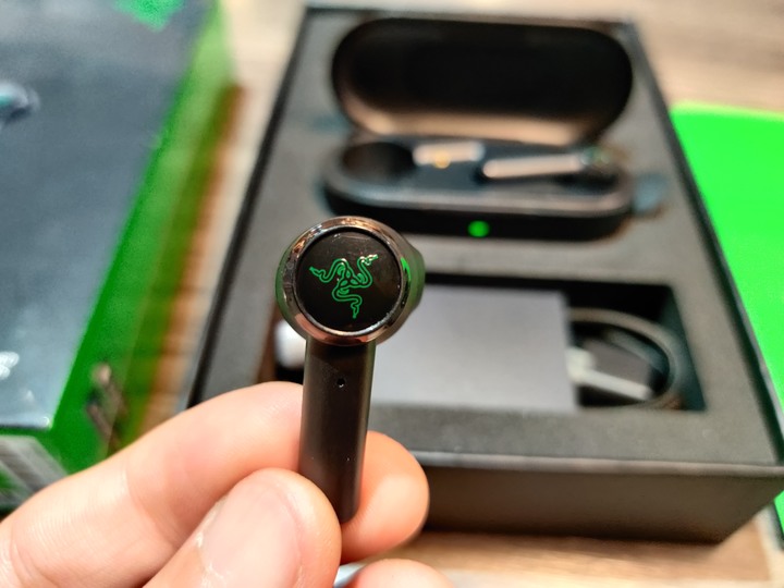 【皮卡丘x雷蛇雙開箱！】  Razer Hammerhead True Wireless 真無線耳機