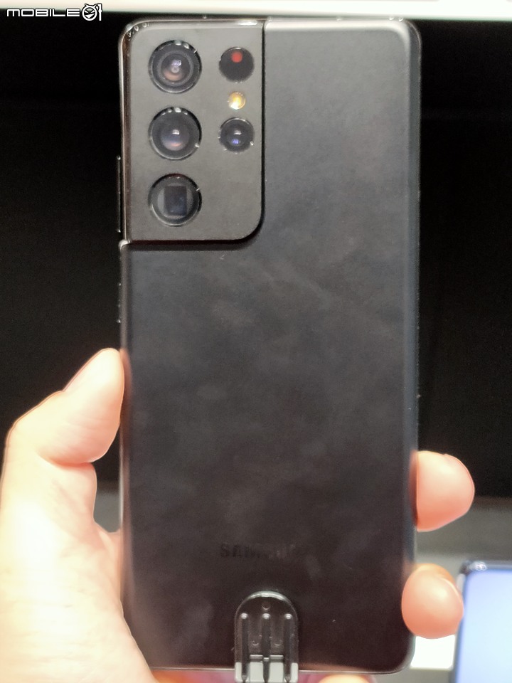 【 體驗分享 】Phantom of the Galaxy ，銀河魅影、百倍幻攝，三星 Galaxy S21 系列 5G 頂尖旗艦手機體驗超有感！
