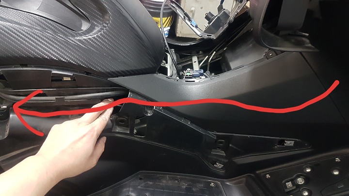 點我看大圖 飛樂 M98 主機防水行車紀錄器 開箱+ TMAX DIY拆裝分享 圖多慎入...