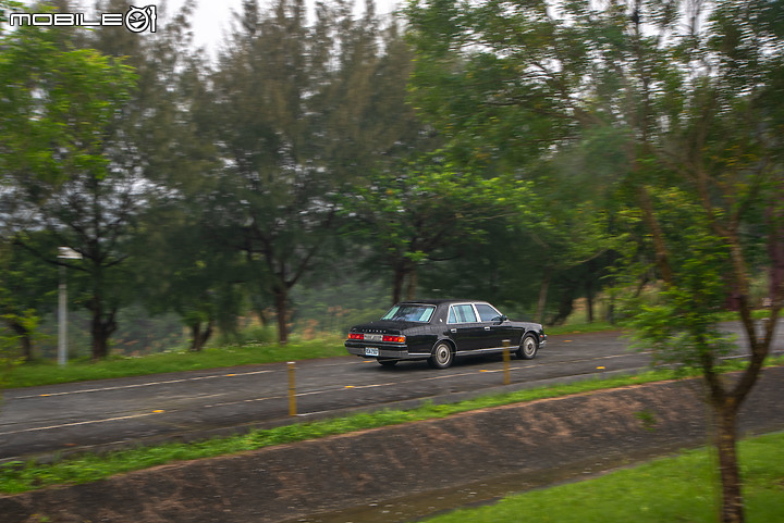 Toyota Century 5.0 V12 國內試駕|值得尊敬的日系豪華旗艦!