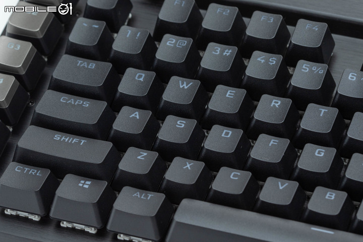 CORSAIR K100 RGB 光學機械鍵盤試用 無愧旗艦名號的全能電競選擇