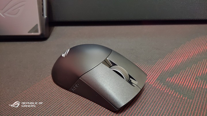 ROG Keris Wireless(簡單開箱)