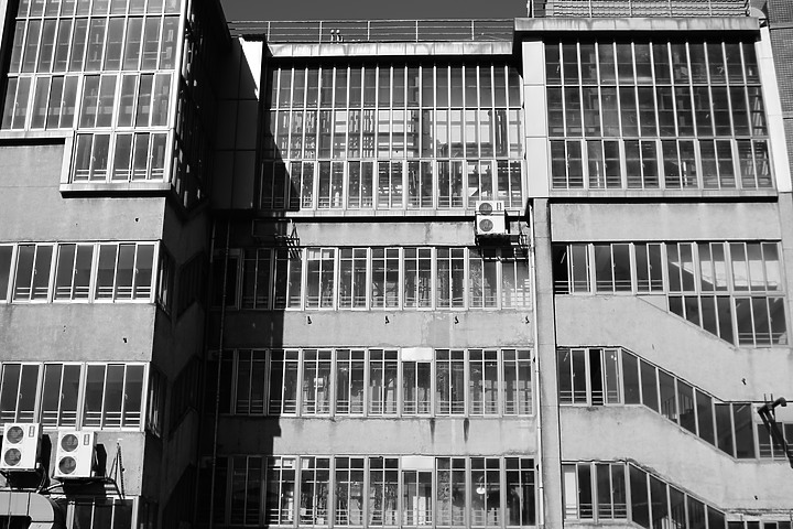 Kamlan 32mm f/1.1 評測報告|可攻可守的平價大光圈鏡頭!