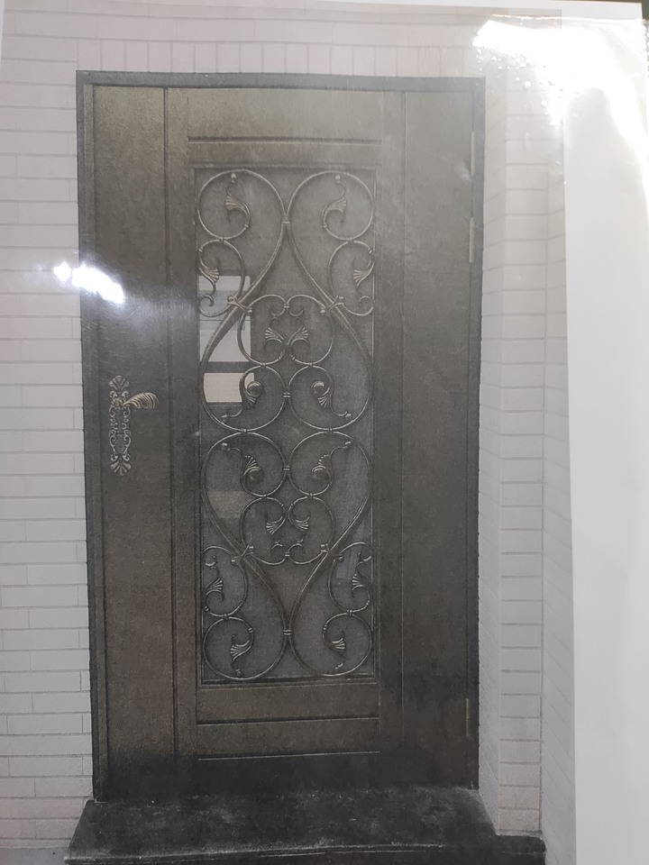 請幫忙看看採光罩估價