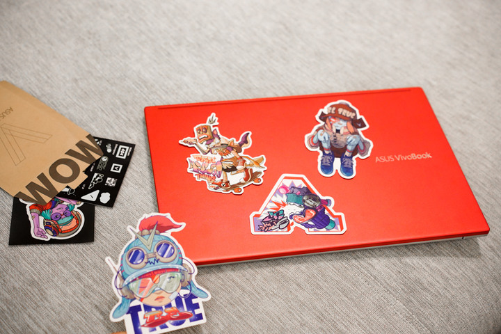 女生視角的ASUS Vivobook S433魔力紅開箱
