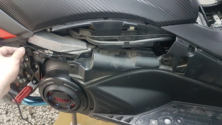 點我看大圖 飛樂 M98 主機防水行車紀錄器 開箱+ TMAX DIY拆裝分享 圖多慎入...