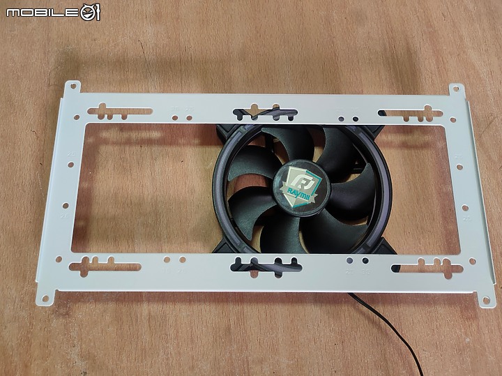 久違新年換新殼 全漢CST350機殼 開箱