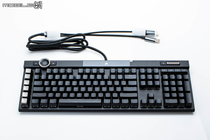 CORSAIR K100 RGB 光學機械鍵盤試用 無愧旗艦名號的全能電競選擇