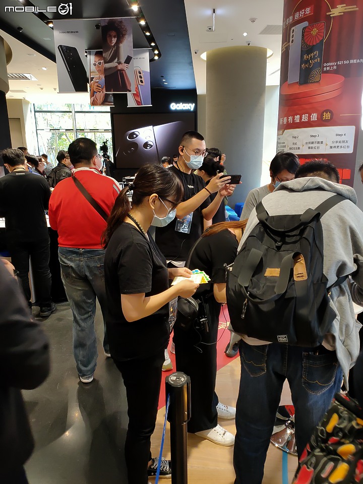 【 體驗分享 】Phantom of the Galaxy ，銀河魅影、百倍幻攝，三星 Galaxy S21 系列 5G 頂尖旗艦手機體驗超有感！