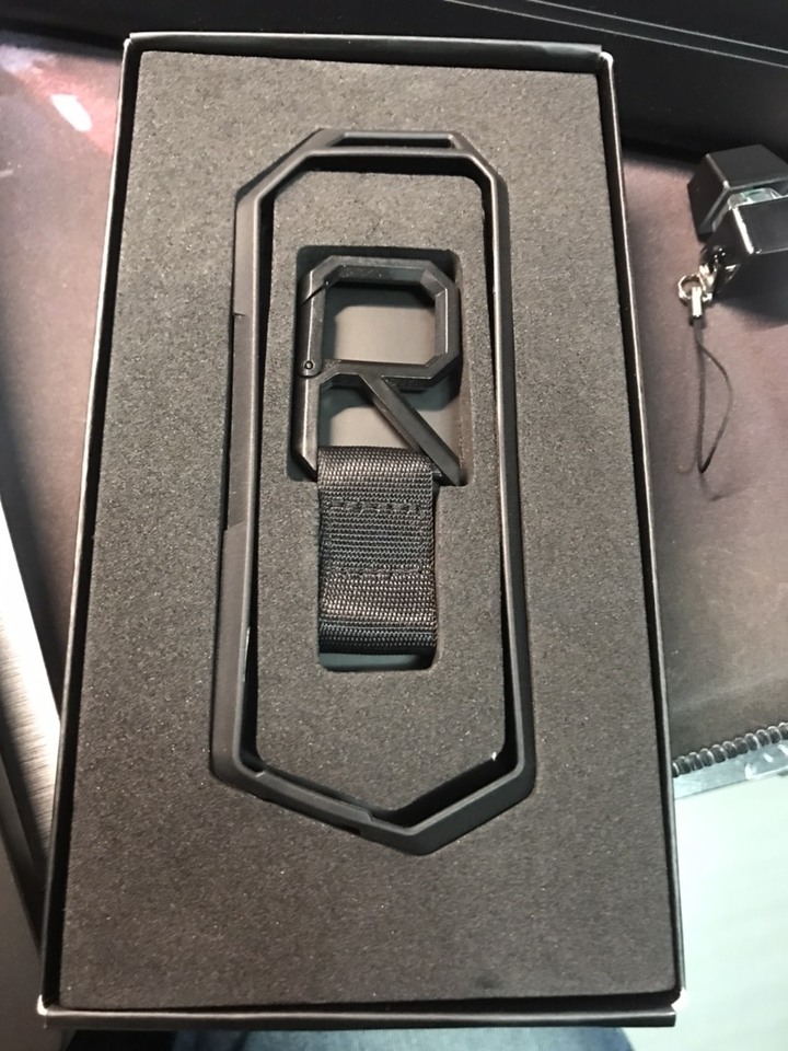 ROG Strix Arion M.2 NVME SSD 外接盒