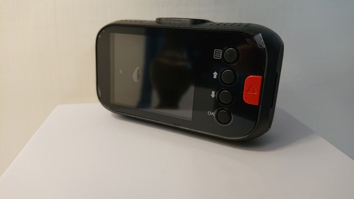 雙入手NEXTBASE A161行車紀錄器和雙USB車用充電器/車窗擊破器