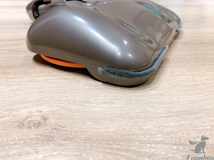 Dyson 拖地好幫手 AC71-UV殺菌電動濕拖刷頭