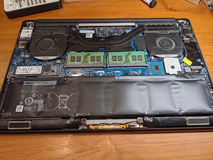 【又更新:過保自換電池+ 2nd HDD】 Dell XPS 15 9560 配 lenovo thunderbolt 3 dock