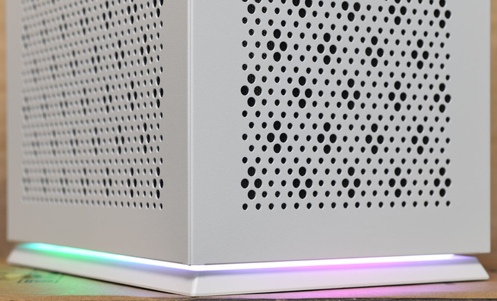 darkFlash DLH21白色版機殼開箱