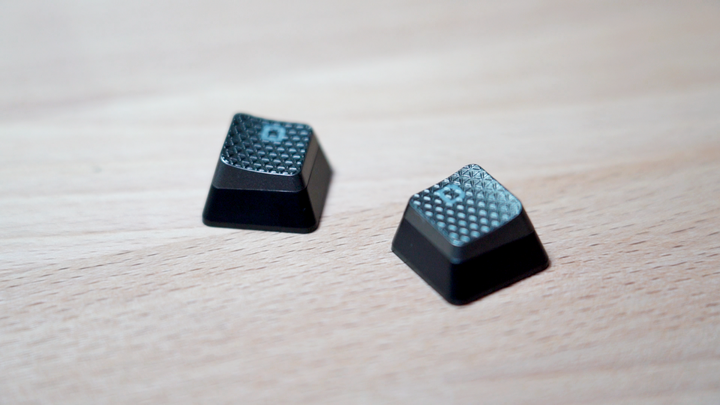 原來這就是比別人快 4 倍的鍵盤？CORSAIR K100 RGB 開箱