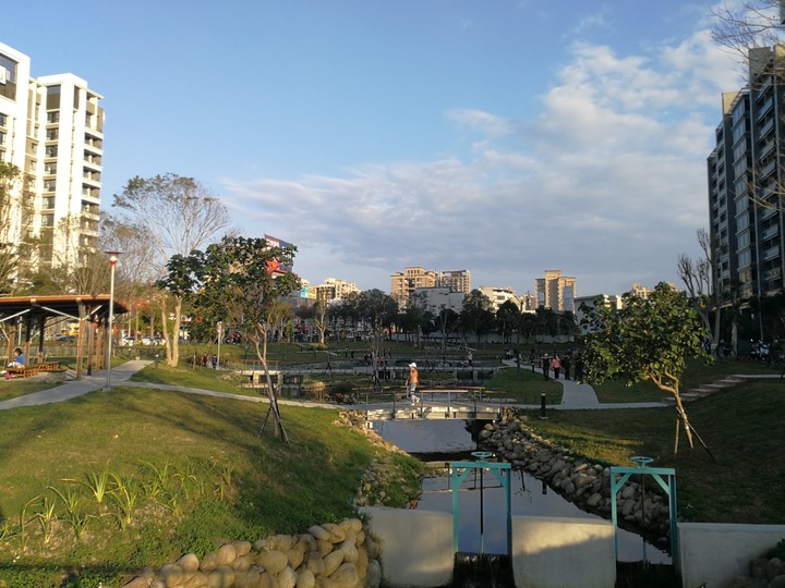 東興圳公園