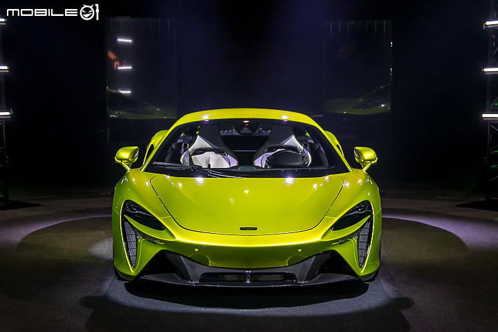 【國內新訊】McLaren 最新油電超跑「Artura」現身國內,1280萬元起展開接單!