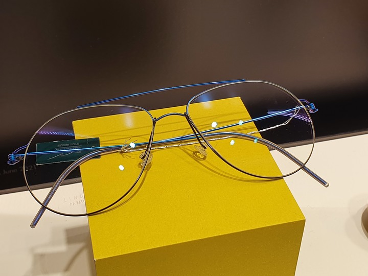 米蘭‧米藍眼鏡精品【東門店】，時尚空間與專業驗光的結合
