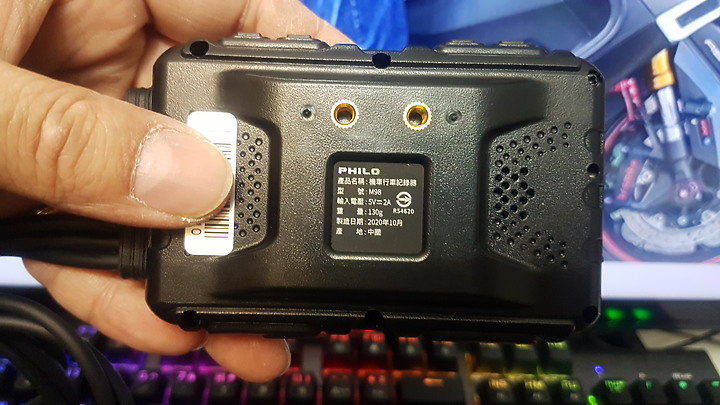 點我看大圖 飛樂 M98 主機防水行車紀錄器 開箱+ TMAX DIY拆裝分享 圖多慎入...