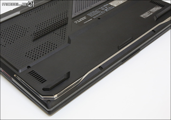 點我看大圖 ROG Strix SCAR 15 G533QS 實際測試
