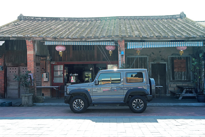 new Jimny JB74水泥灰開箱
