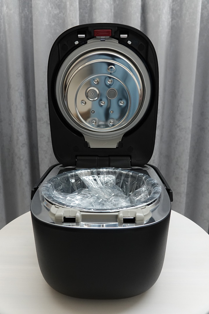 【外星貓開箱】望穿秋水的Panasonic 可變壓力IH電子鍋(SR-PAA100)