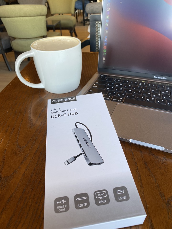 終於入手APPLE Macbook Pro M1及Geekforce Type-C多功能集線器