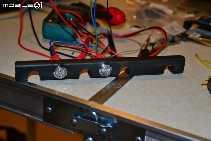 點我看大圖 【DIY】油浸式冷卻電腦主機 MK II