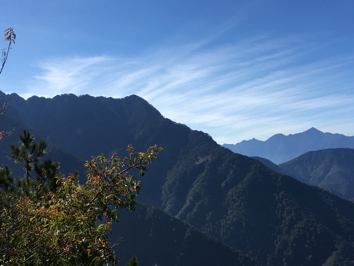 一輩子只「爬」一次的玉山前峰