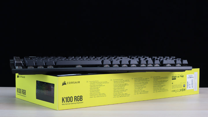 原來這就是比別人快 4 倍的鍵盤？CORSAIR K100 RGB 開箱