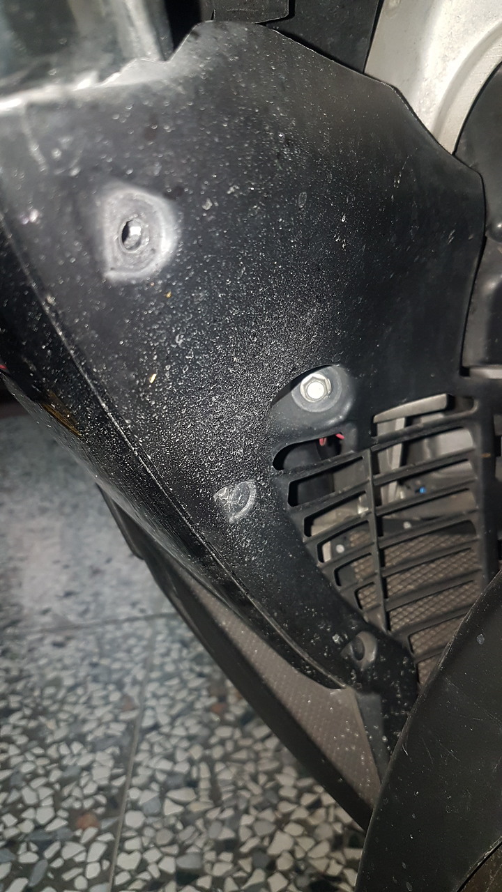 點我看大圖 飛樂 M98 主機防水行車紀錄器 開箱+ TMAX DIY拆裝分享 圖多慎入...
