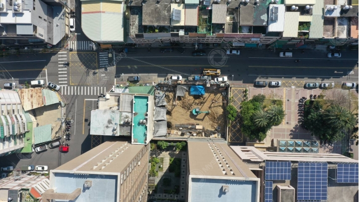 New 大里 *大耀新光* 大里正市區 戶戶邊間 雙面採光 少戶數單純宅 討論