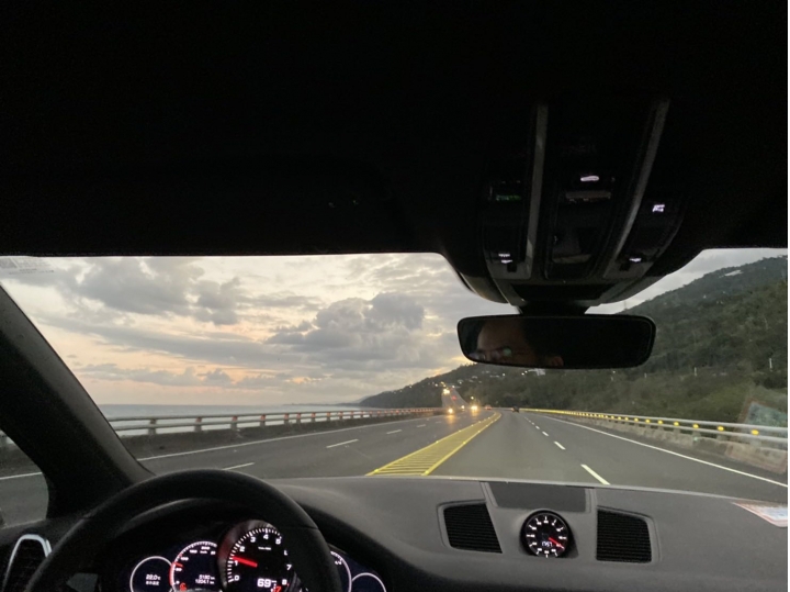 Cayenne Coupe 2021環島