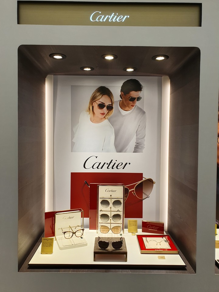 米蘭‧米藍眼鏡精品【東門店】，時尚空間與專業驗光的結合